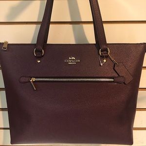 Coach NWT City Leather Tote Raisin Color